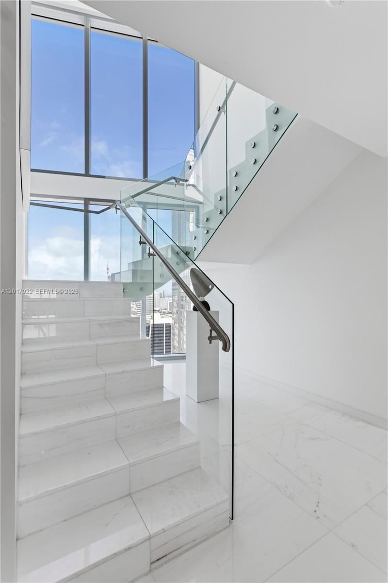 300 Biscayne Boulevard Way , Unit 5002E, Miami, FL 33131 Photo