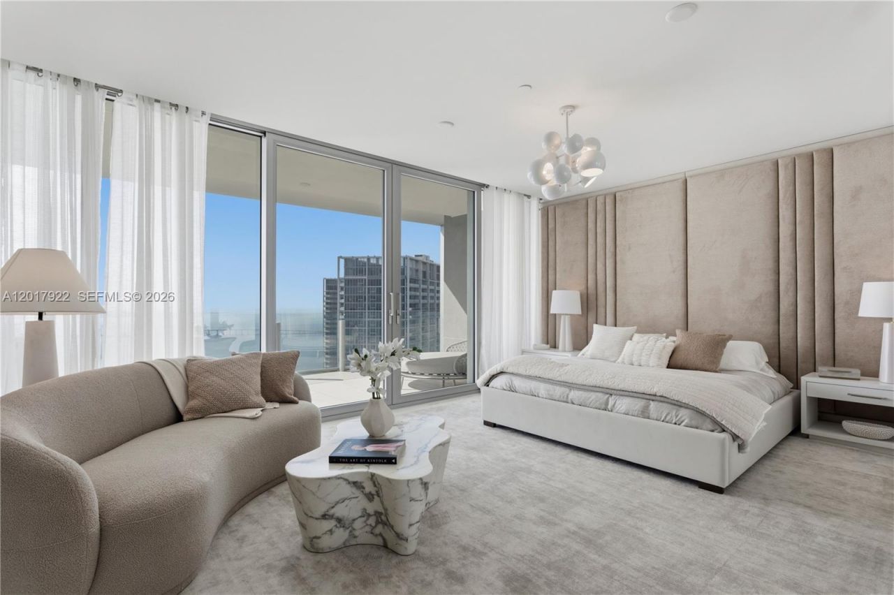 300 Biscayne Boulevard Way , Unit 5002E, Miami, FL 33131 Photo
