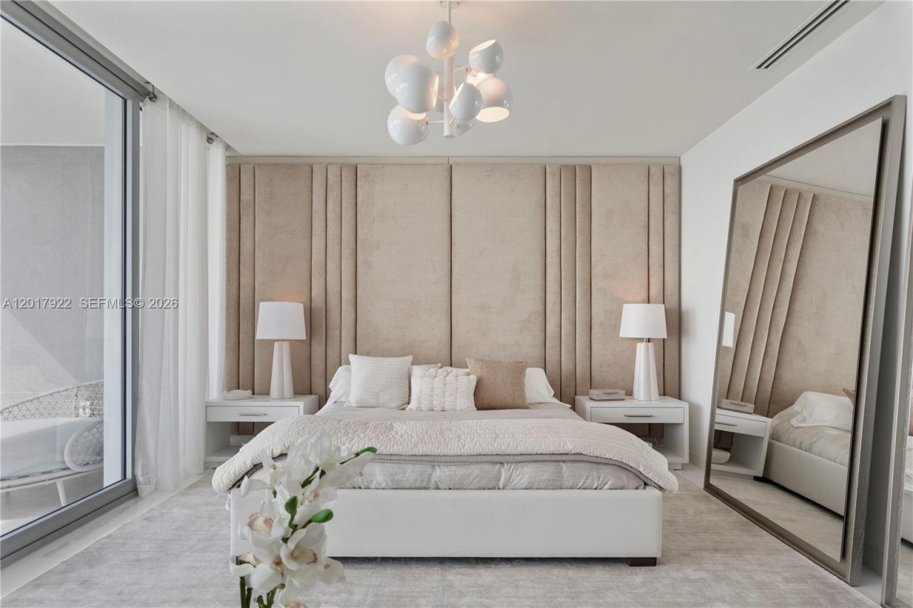 300 Biscayne Boulevard Way , Unit 5002E, Miami, FL 33131 Photo