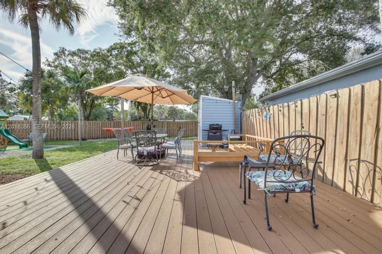 1237 SW 28th St , Fort Lauderdale, FL 33315 Photo