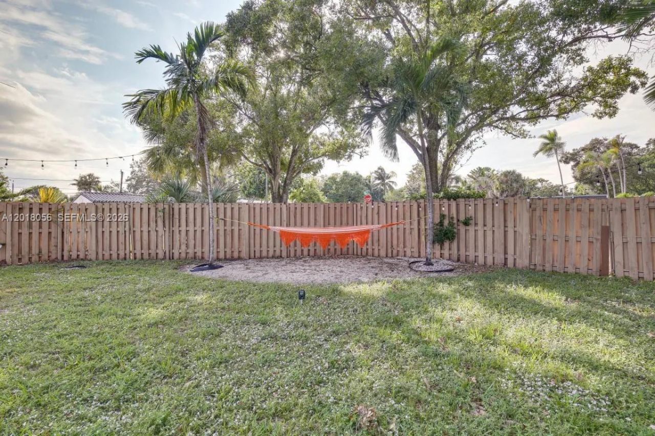 1237 SW 28th St , Fort Lauderdale, FL 33315 Photo