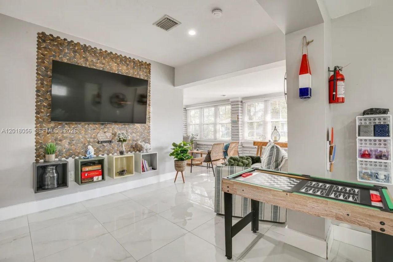 1237 SW 28th St , Fort Lauderdale, FL 33315 Photo