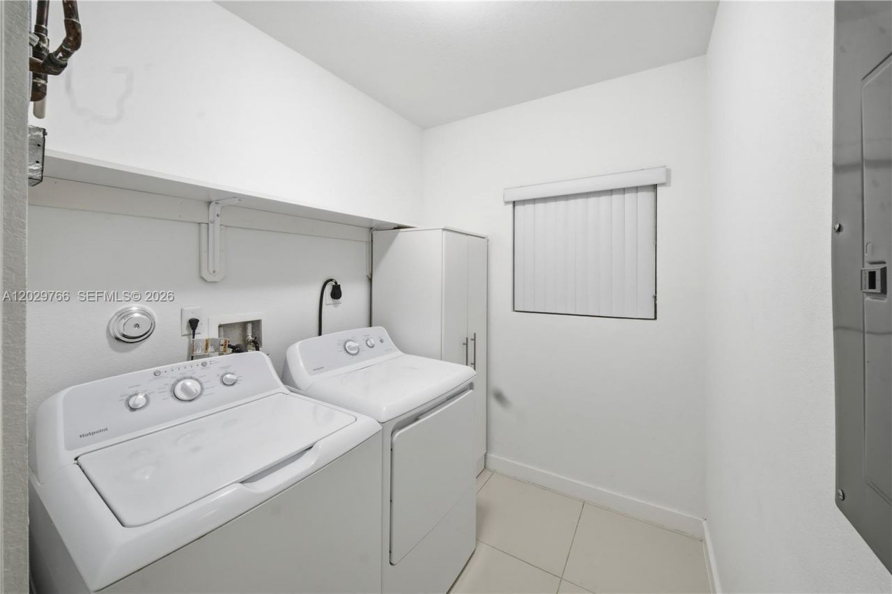 2249/2251 NW 66th St , Miami, FL 33147 Photo