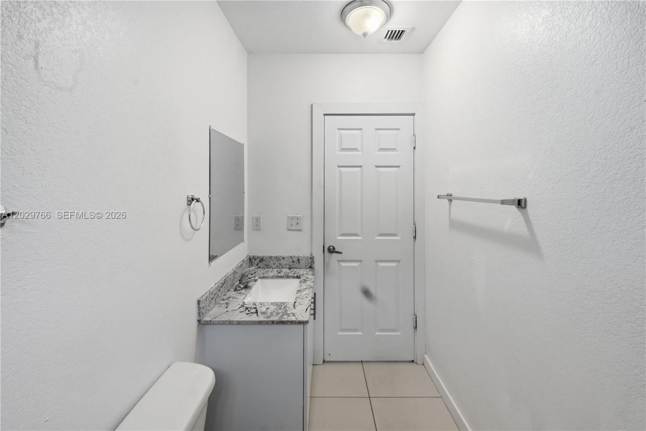2249/2251 NW 66th St , Miami, FL 33147 Photo