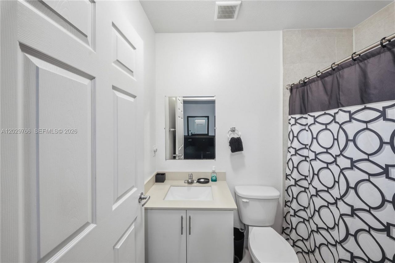 2249/2251 NW 66th St , Miami, FL 33147 Photo