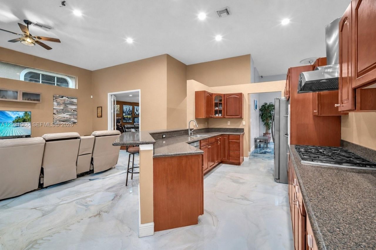 1776 W Eagle Trace Blvd W , Coral Springs, FL 33071 Photo