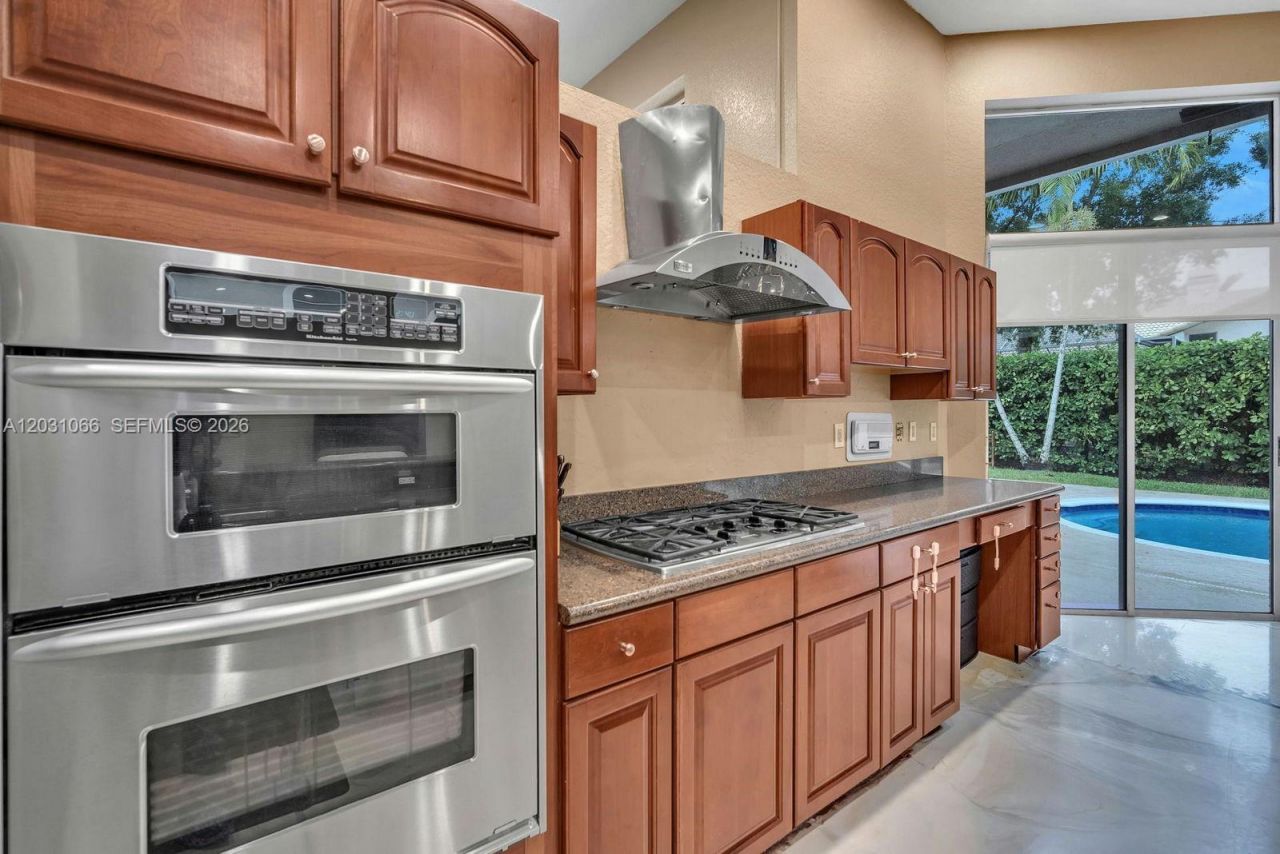 1776 W Eagle Trace Blvd W, Coral Springs, FL 33071 Photo