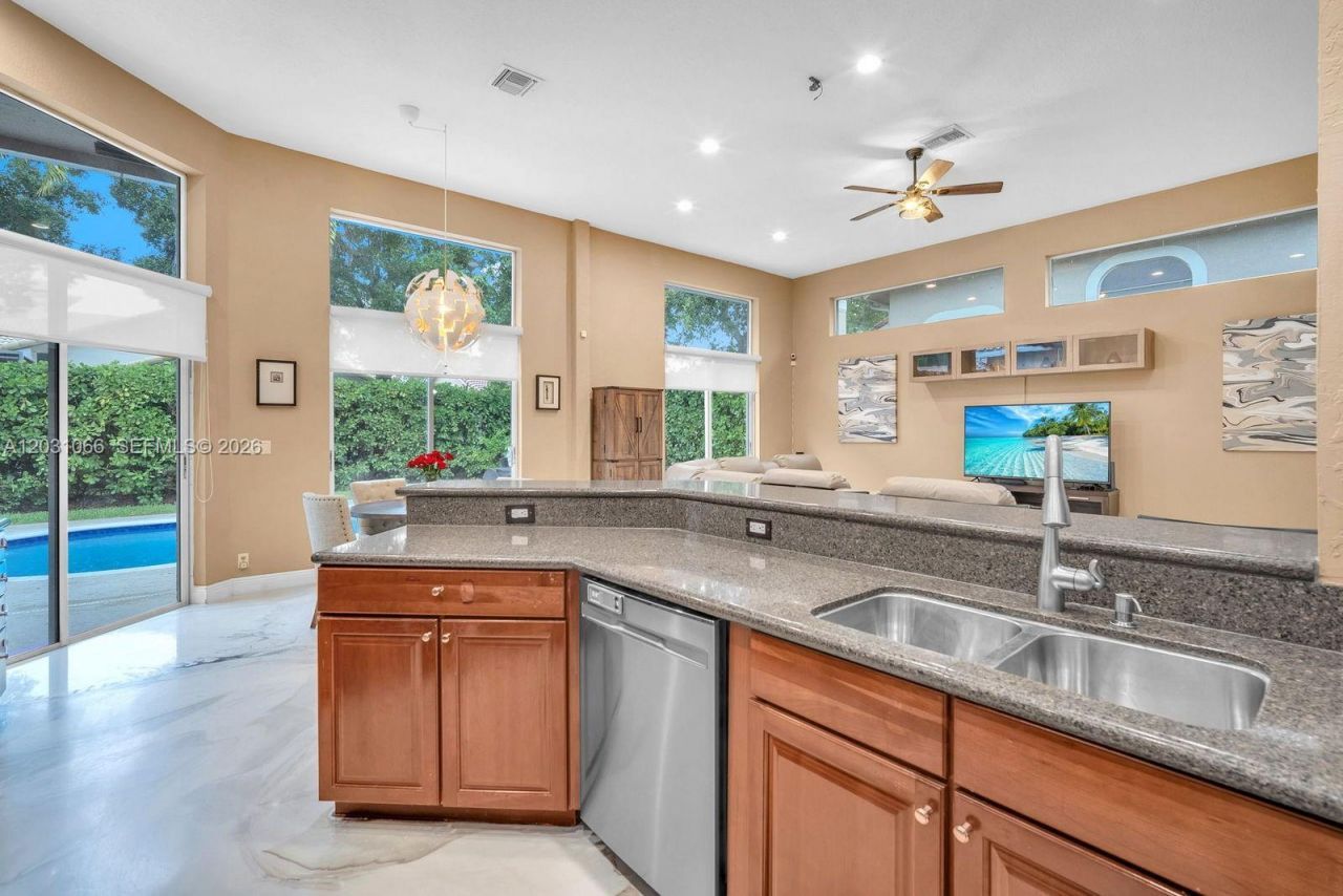 1776 W Eagle Trace Blvd W, Coral Springs, FL 33071 Photo