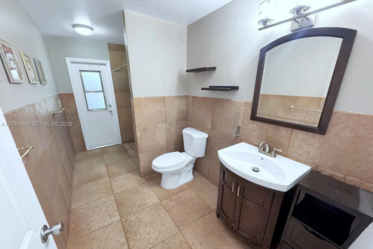 1776 W Eagle Trace Blvd W, Coral Springs, FL 33071 Photo