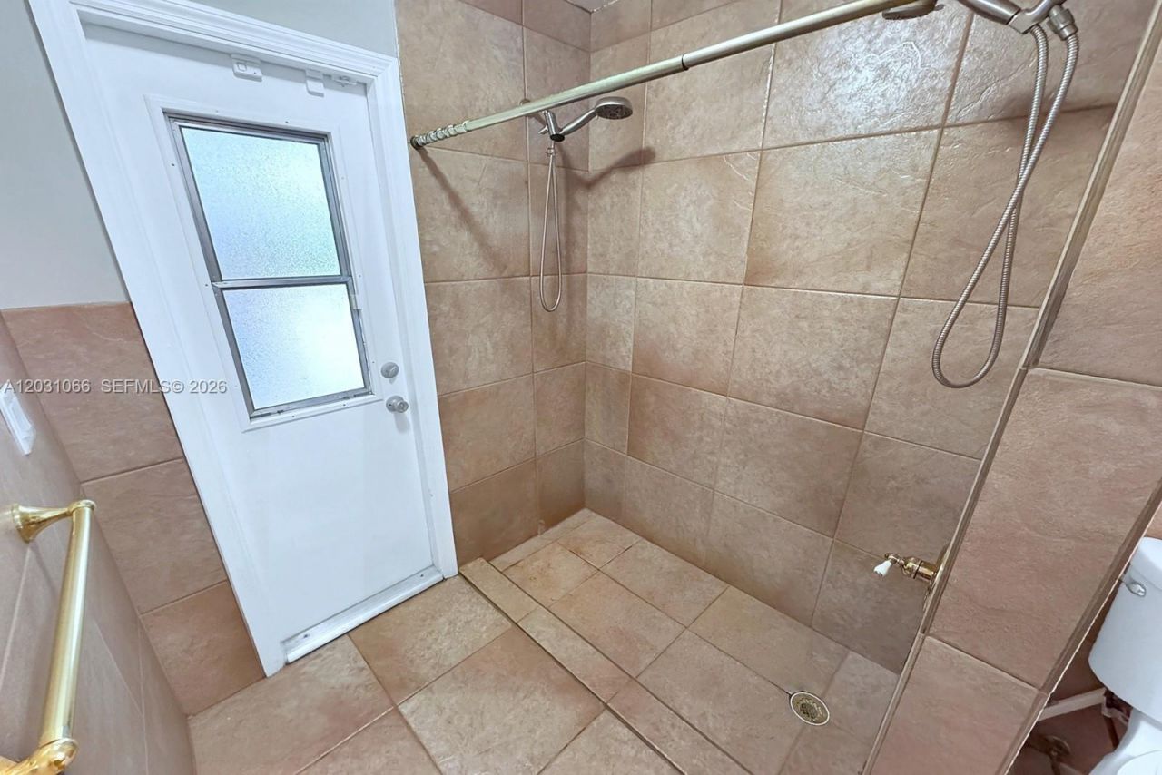 1776 W Eagle Trace Blvd W, Coral Springs, FL 33071 Photo