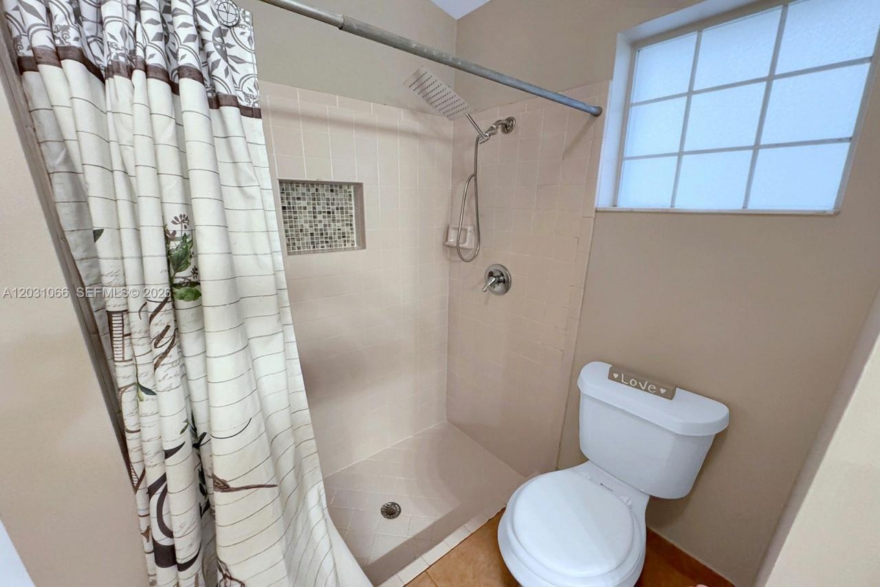 1776 W Eagle Trace Blvd W, Coral Springs, FL 33071 Photo