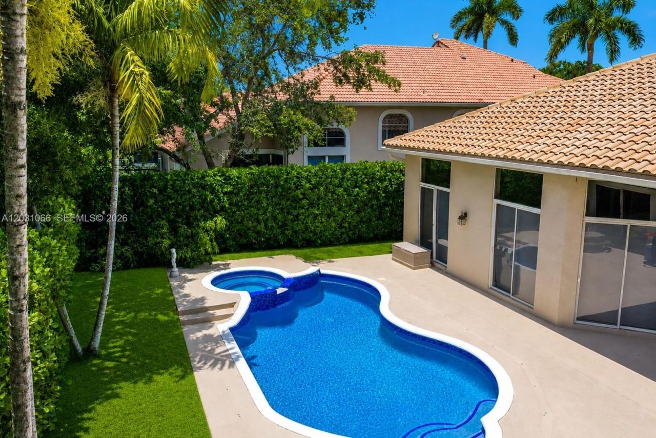 1776 W Eagle Trace Blvd W, Coral Springs, FL 33071 Photo
