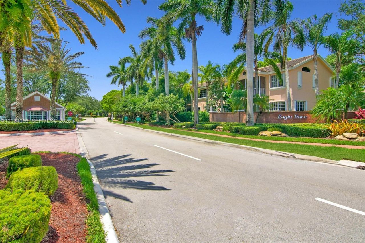1776 W Eagle Trace Blvd W, Coral Springs, FL 33071 Photo