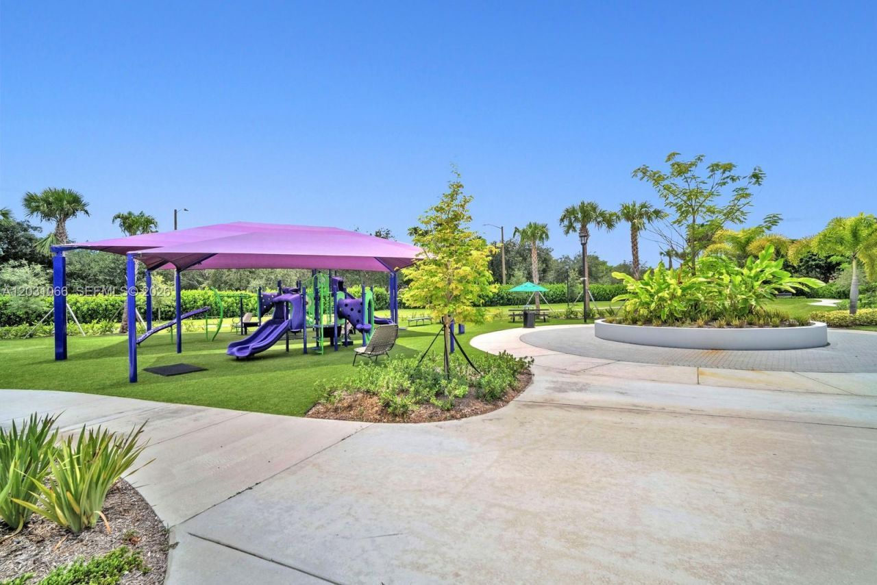 1776 W Eagle Trace Blvd W, Coral Springs, FL 33071 Photo