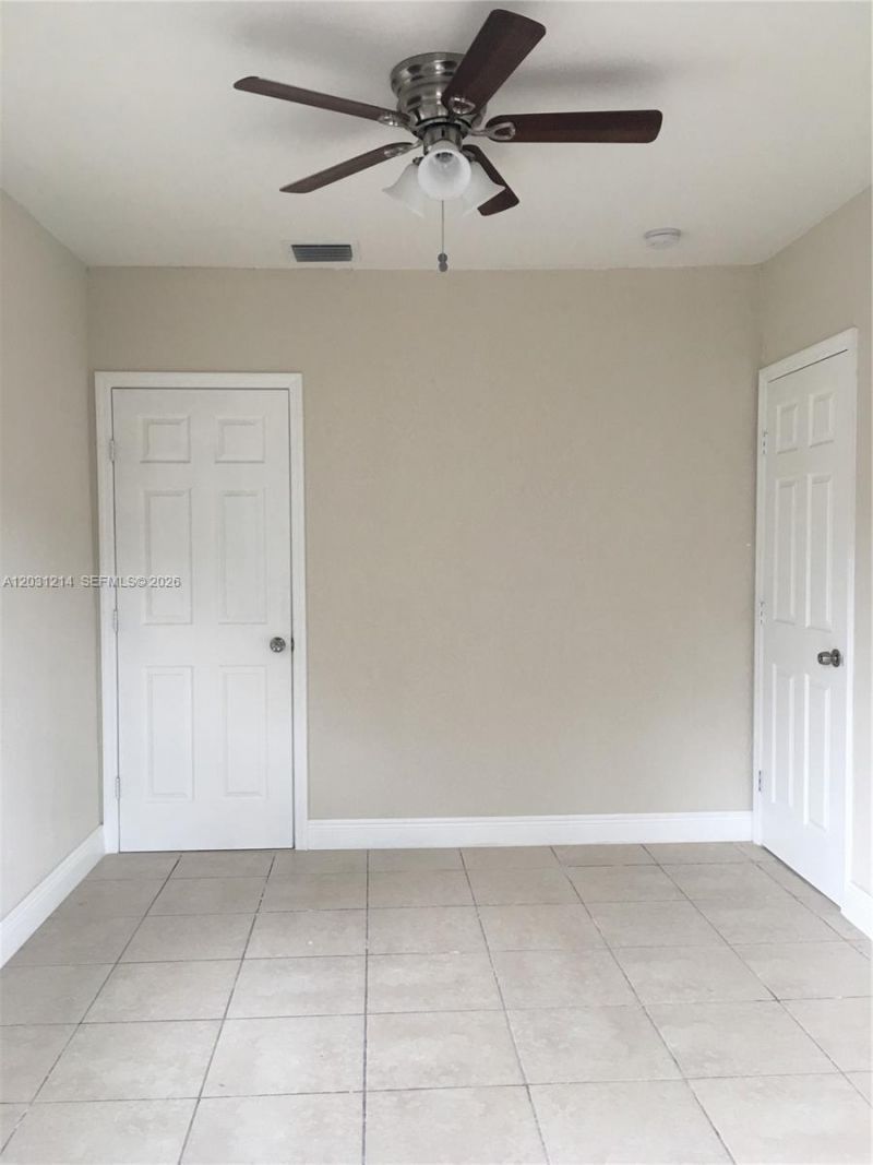 1594 NE 155th Ter , North Miami Beach, FL 33162 Photo