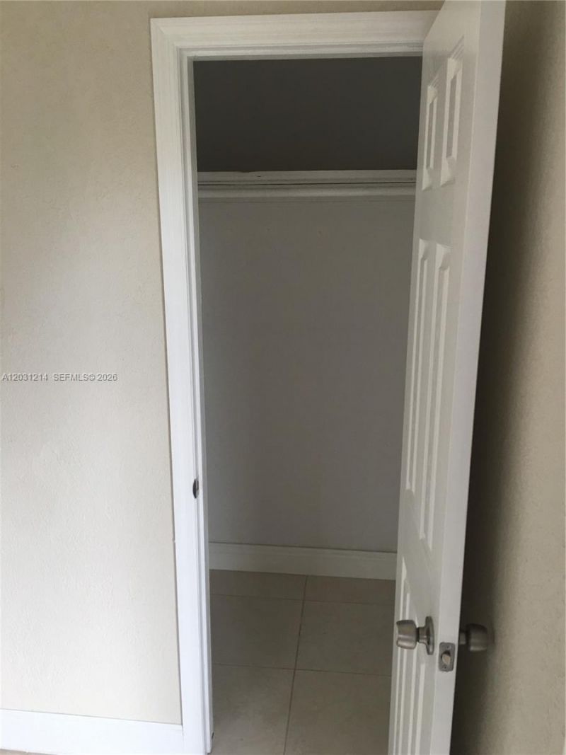 1594 NE 155th Ter , North Miami Beach, FL 33162 Photo