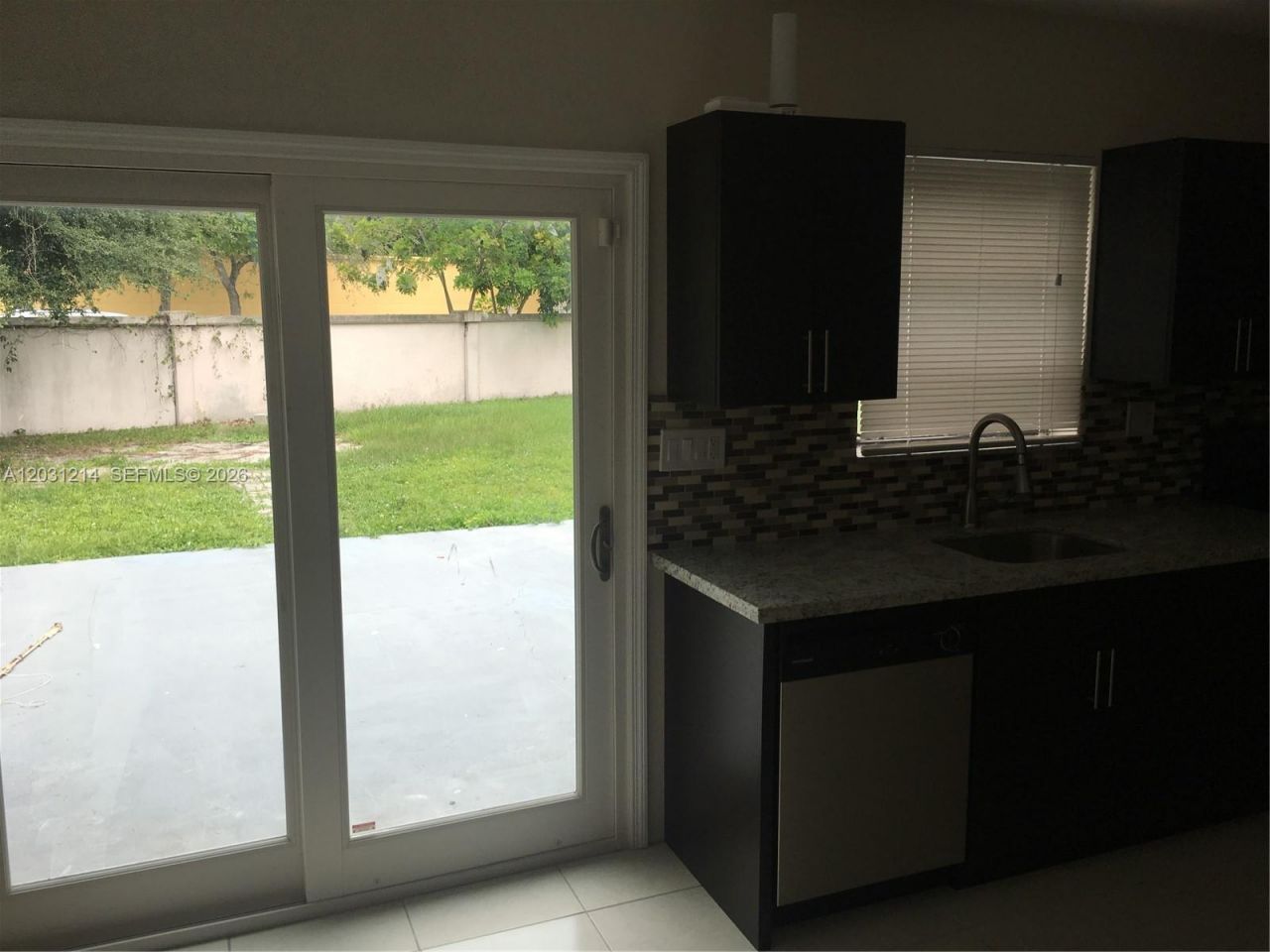 1594 NE 155th Ter , North Miami Beach, FL 33162 Photo