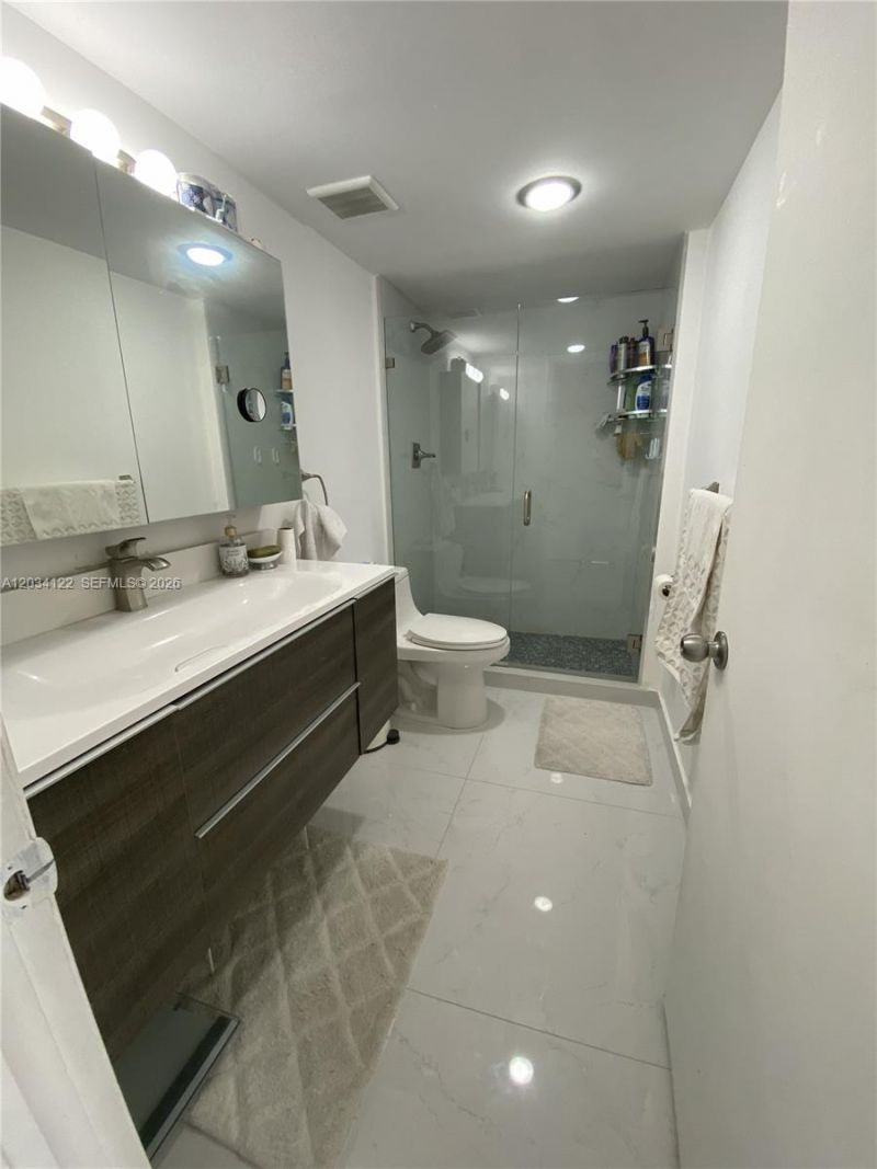 1200 NE Miami Gardens Dr , Unit 206W, Miami, FL 33179 Photo