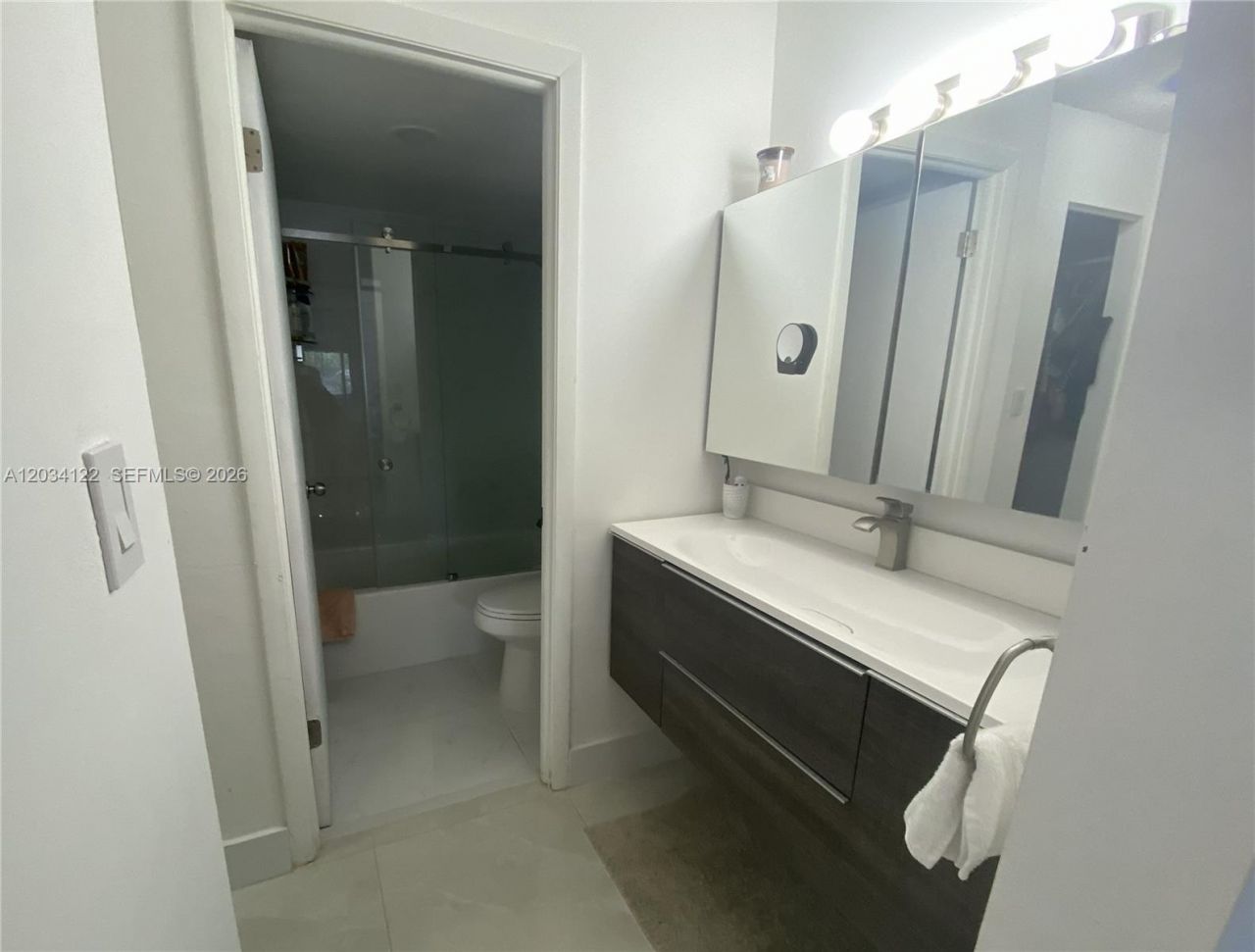 1200 NE Miami Gardens Dr , Unit 206W, Miami, FL 33179 Photo