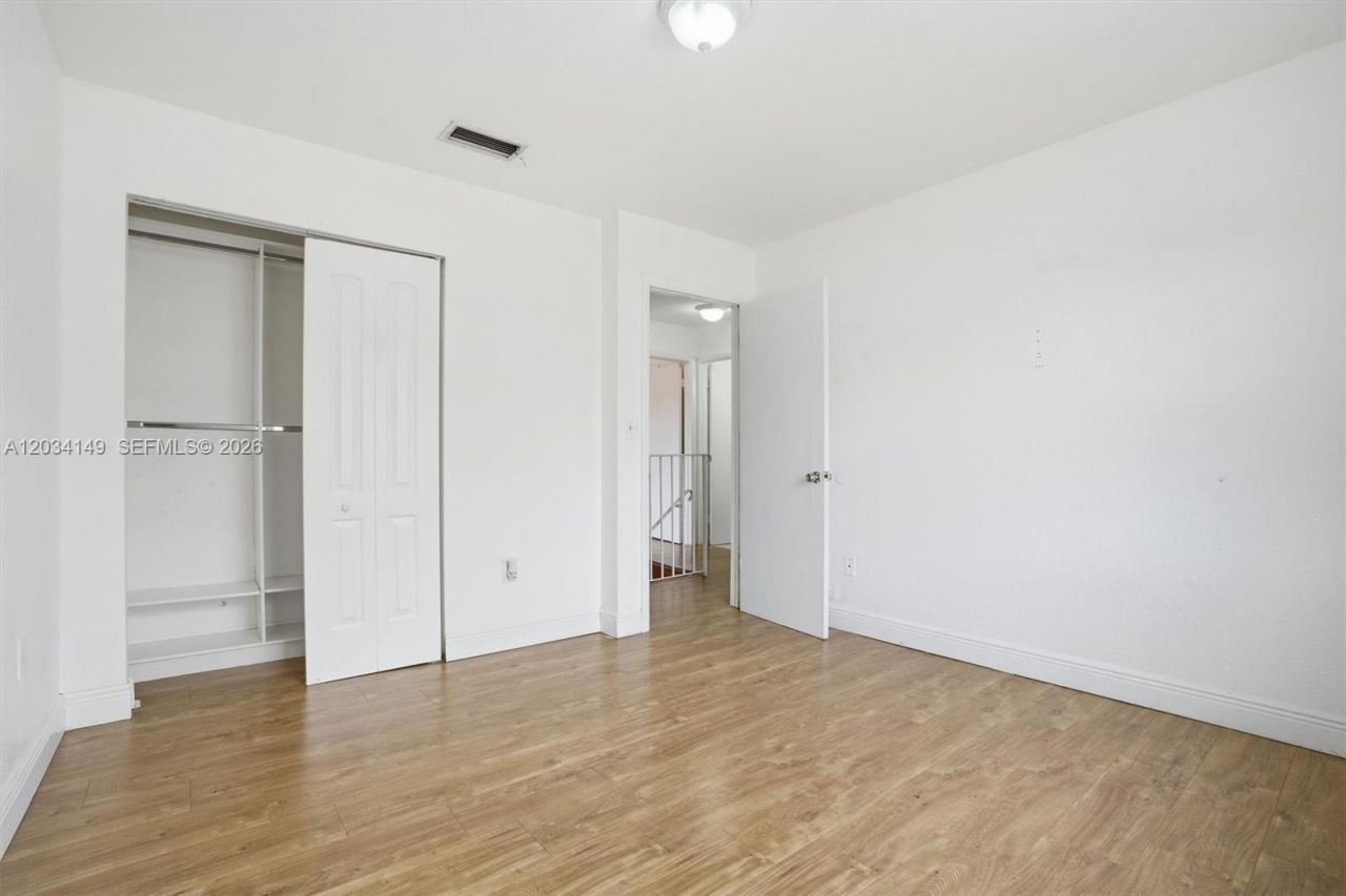 1389 NW 31st Ave , Unit 1389-B, Miami, FL 33125 Photo