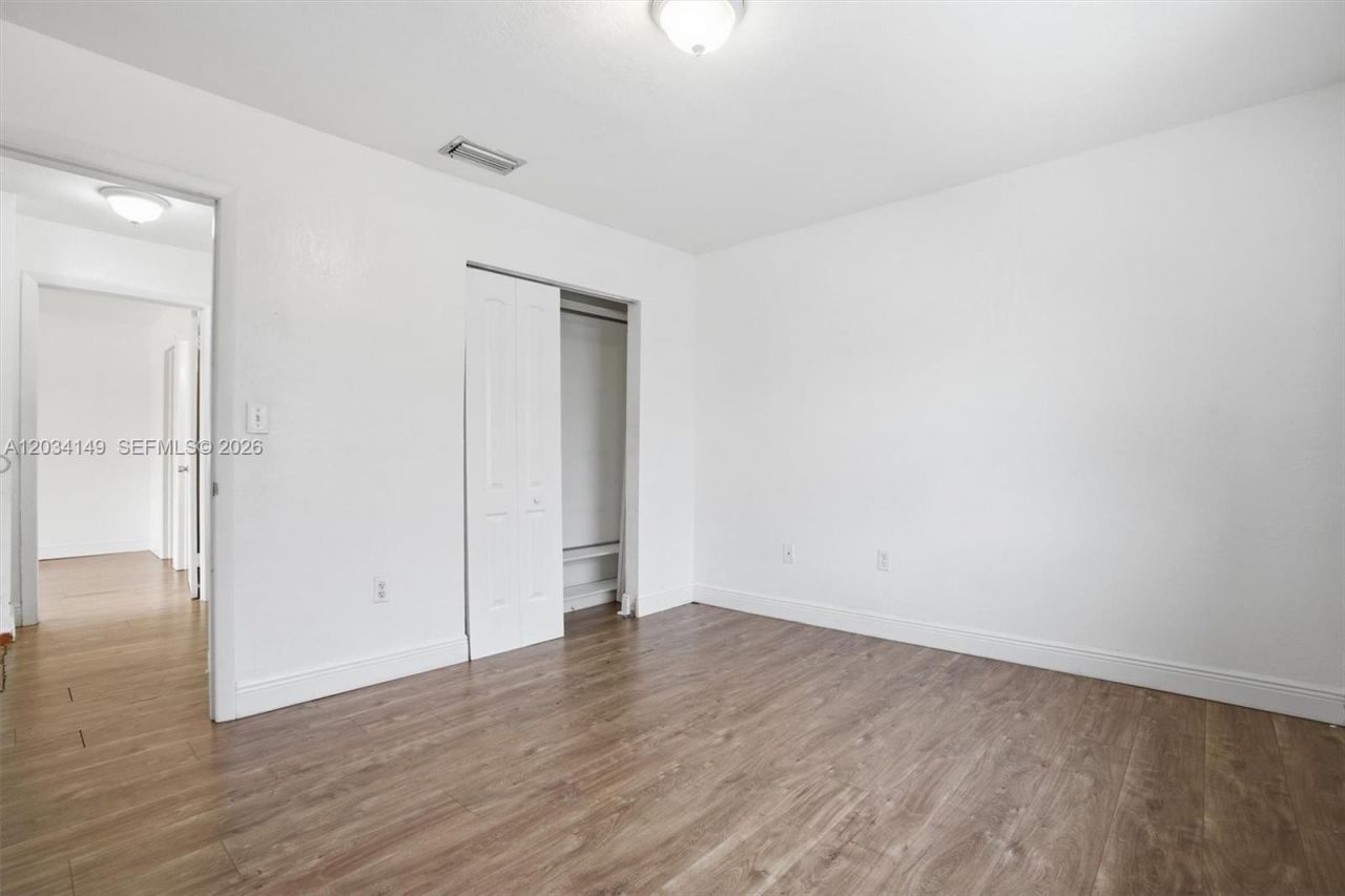 1389 NW 31st Ave , Unit 1389-B, Miami, FL 33125 Photo