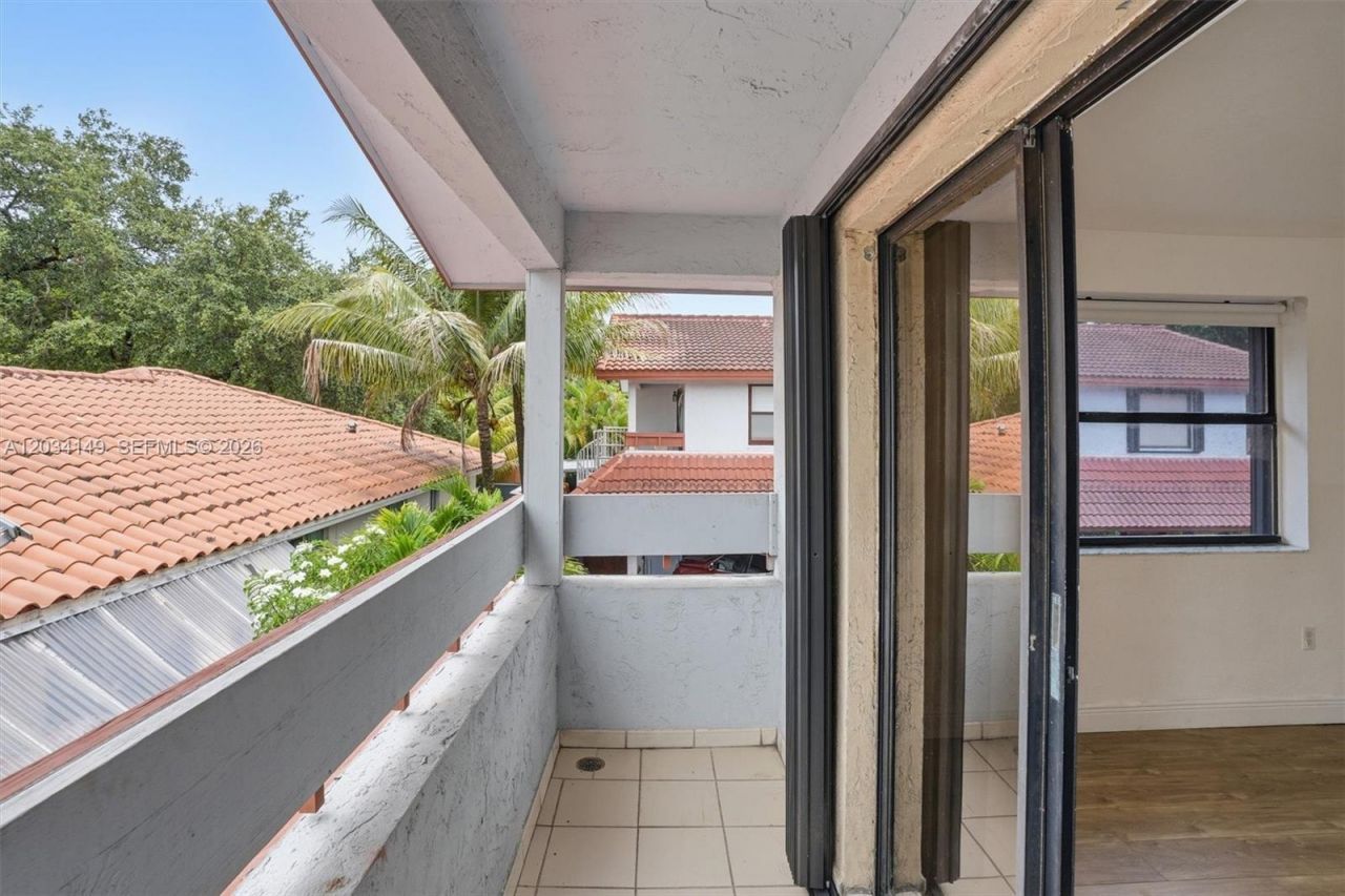 1389 NW 31st Ave , Unit 1389-B, Miami, FL 33125 Photo