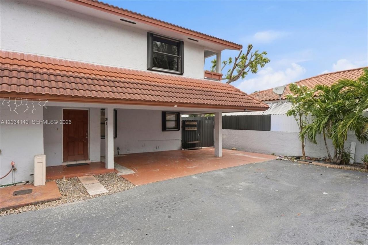 1389 NW 31st Ave , Unit 1389-B, Miami, FL 33125 Photo