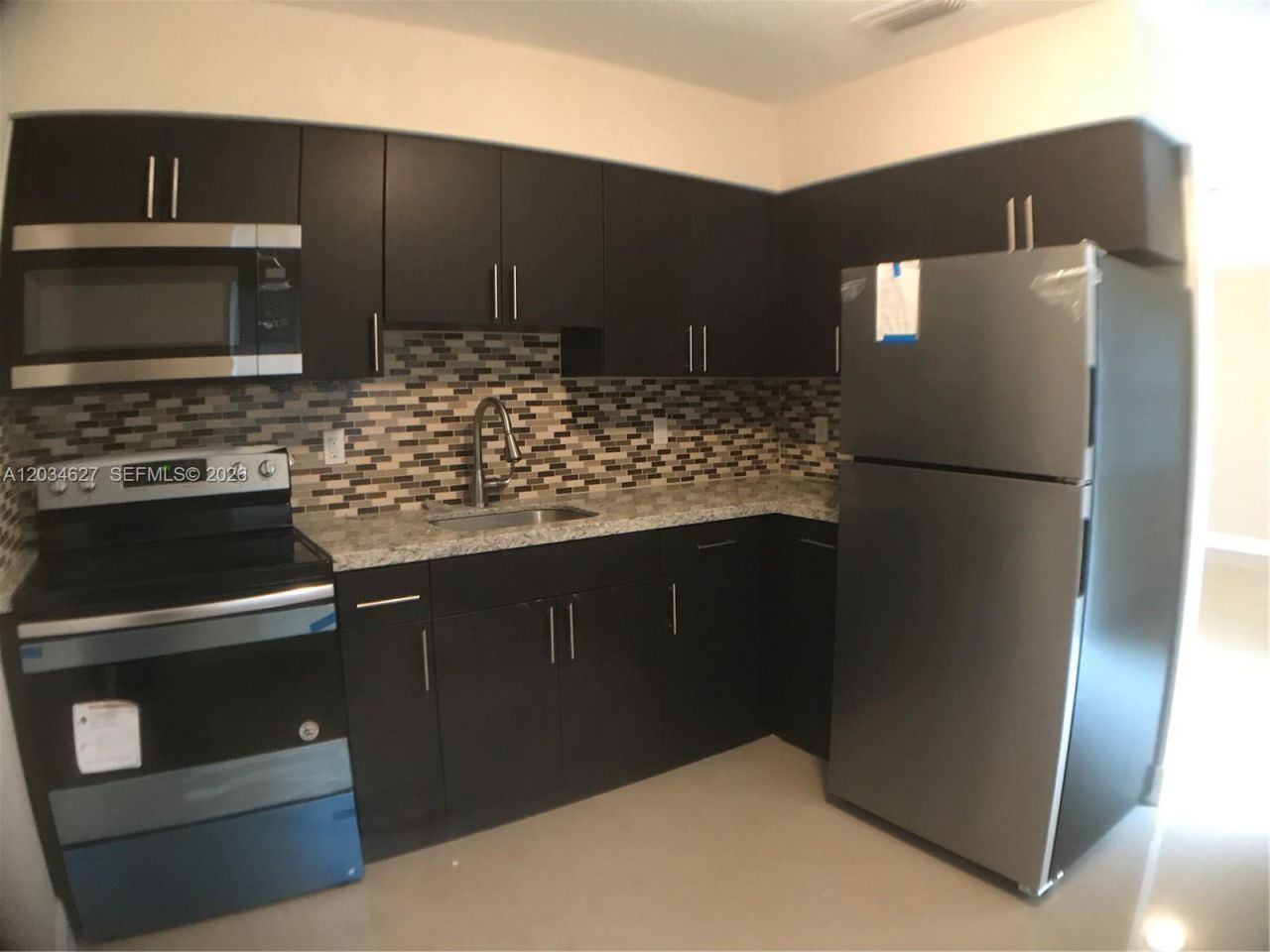 4260 NW 31st Ter , Lauderdale Lakes, FL 33309 Photo