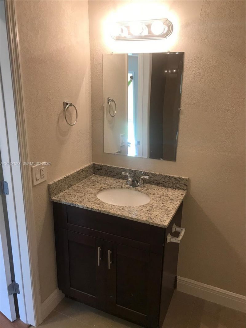 4260 NW 31st Ter , Lauderdale Lakes, FL 33309 Photo