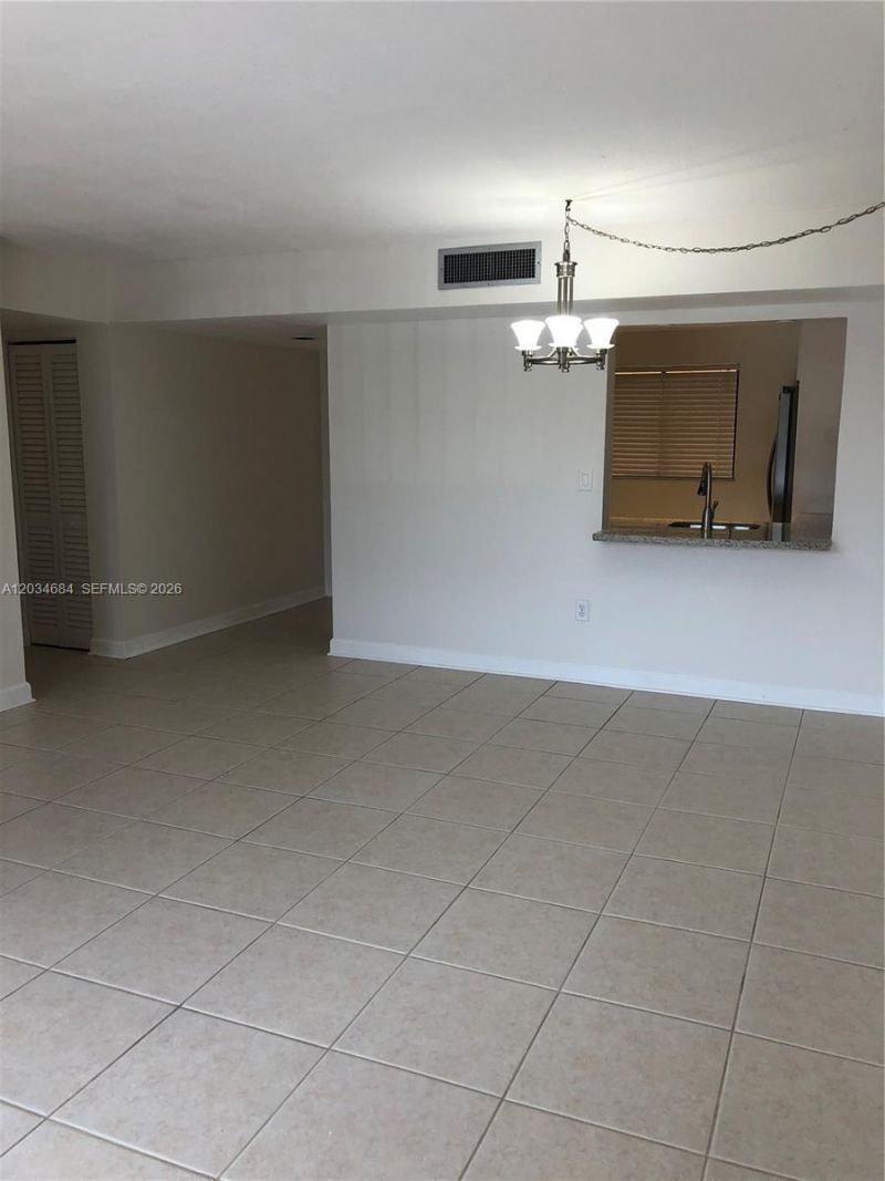 8400 SW 133rd Ave Rd , Unit 324, Miami, FL 33183 Photo