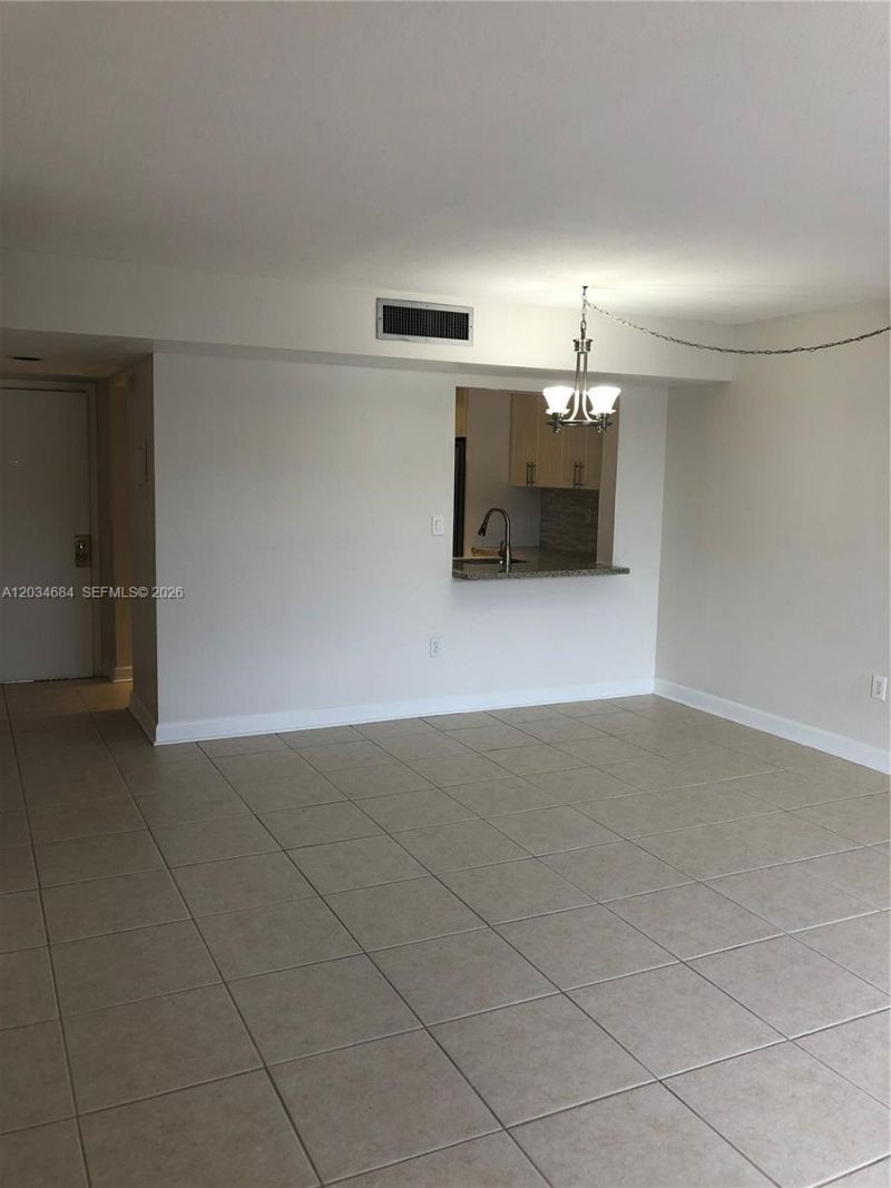 8400 SW 133rd Ave Rd , Unit 324, Miami, FL 33183 Photo