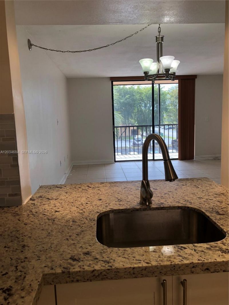 8400 SW 133rd Ave Rd , Unit 324, Miami, FL 33183 Photo