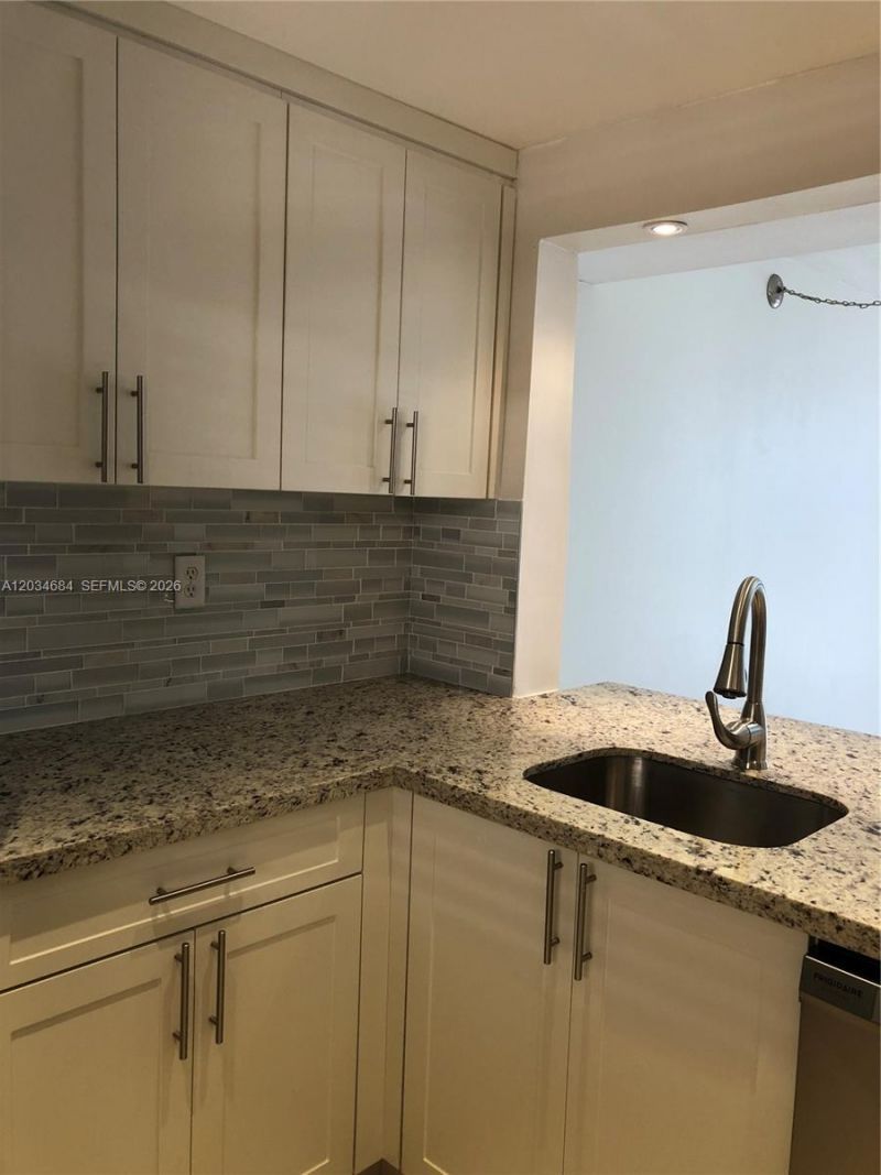 8400 SW 133rd Ave Rd , Unit 324, Miami, FL 33183 Photo