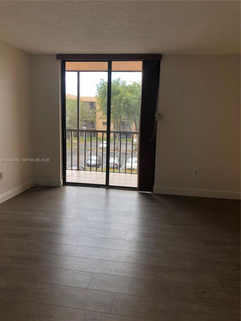 8400 SW 133rd Ave Rd , Unit 324, Miami, FL 33183 Photo