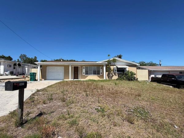 3637 WINDER DRIVE , HOLIDAY, FL 34691