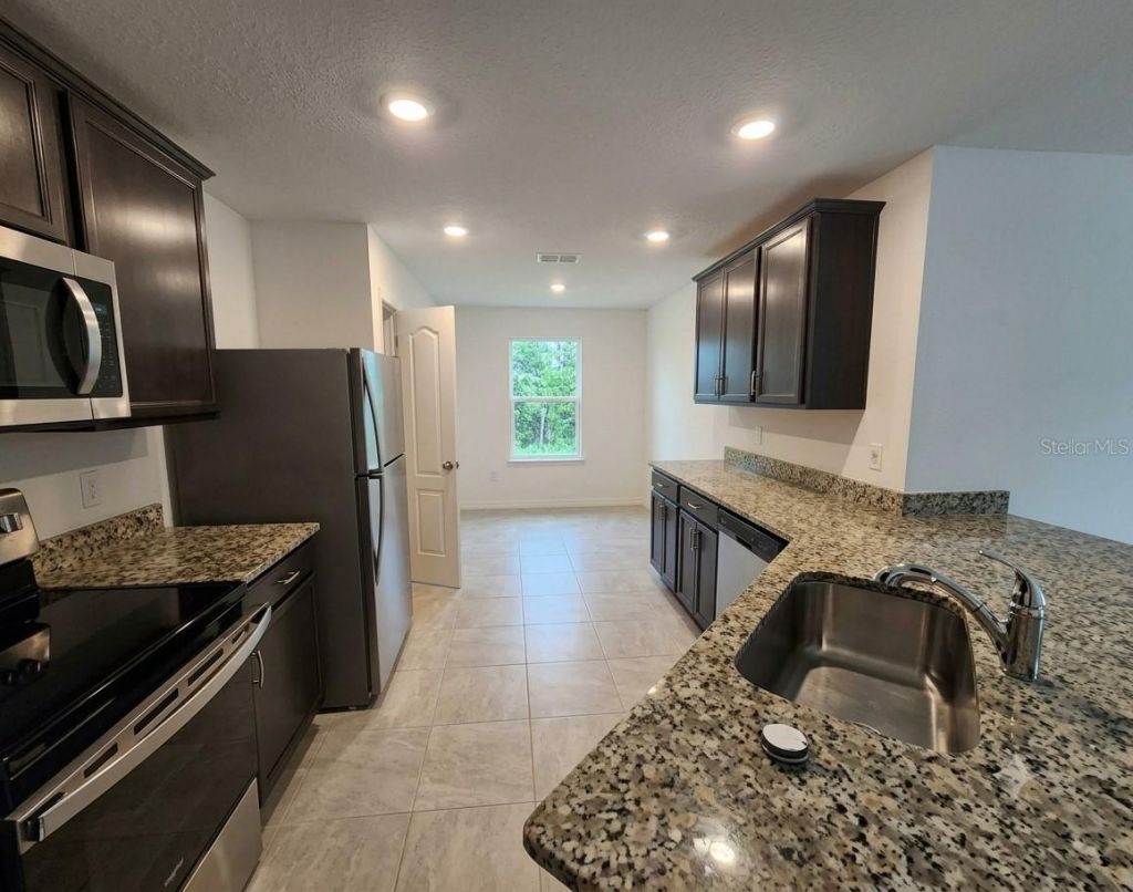 8650 W Lake George W Circle W, Macclenny, FL 32063 Photo