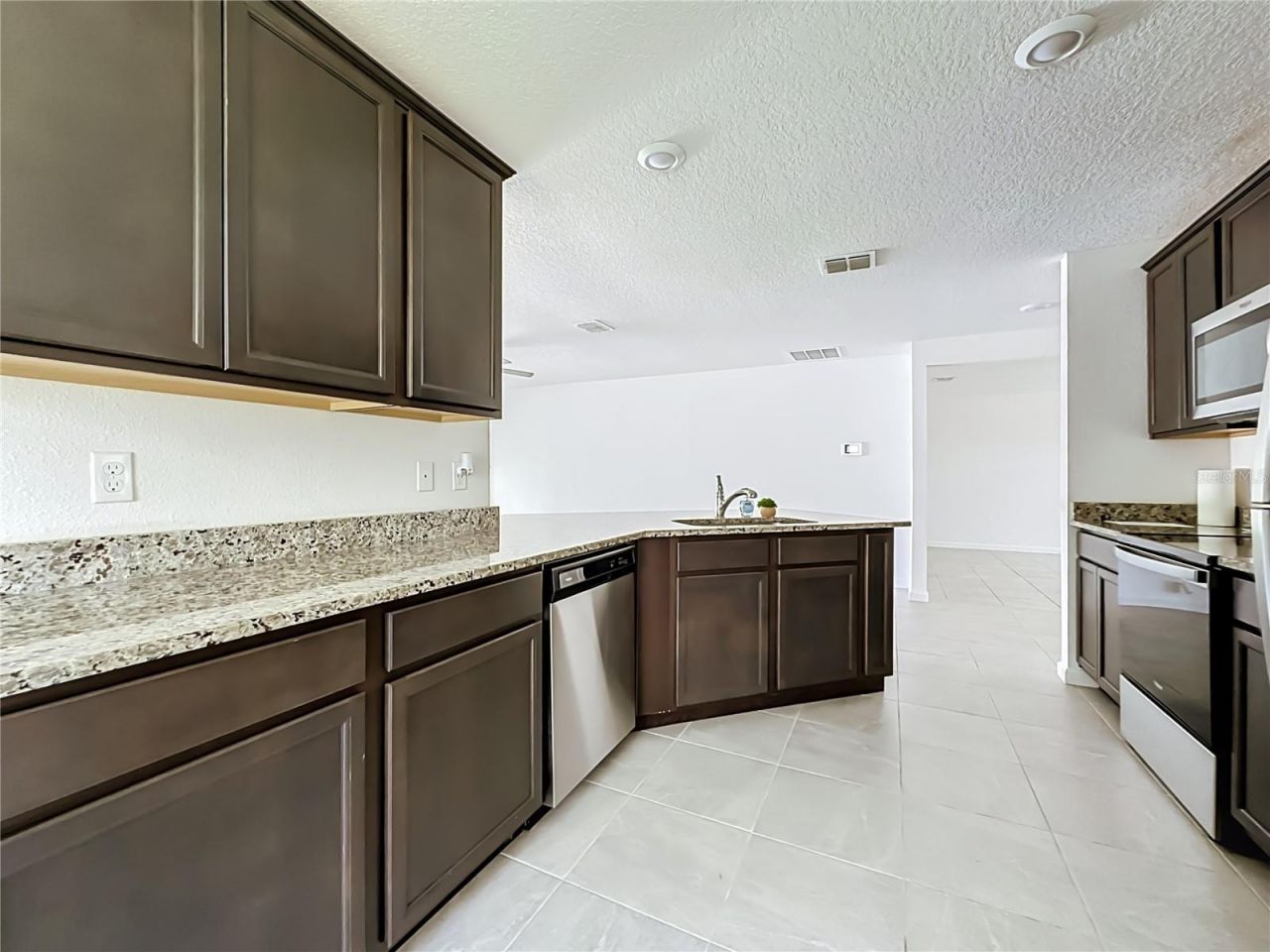 8650 W Lake George W Circle W, Macclenny, FL 32063 Photo