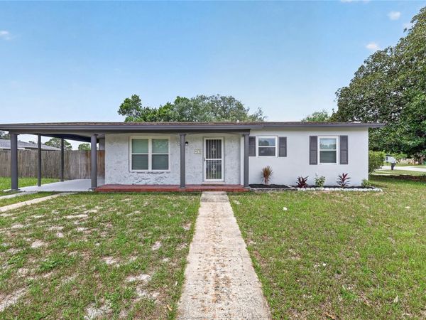 923 HENDERSON STREET , DELTONA, FL 32725
