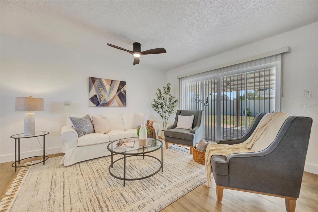 7454 Locust Street Ne, Saint Petersburg, FL 33702 Photo