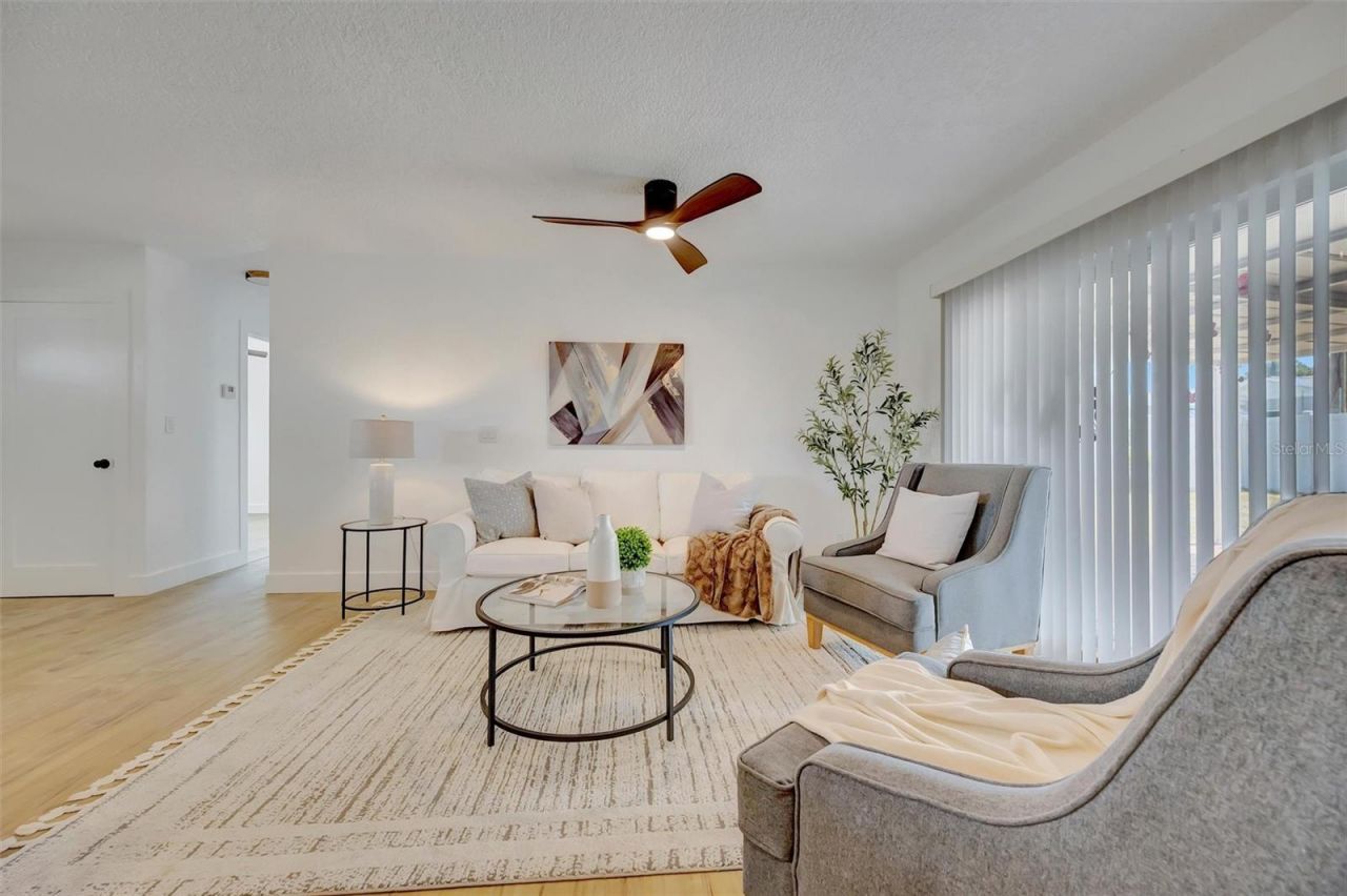 7454 Locust Street Ne, Saint Petersburg, FL 33702 Photo