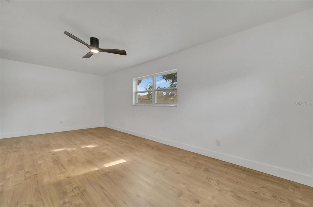 7454 Locust Street Ne, Saint Petersburg, FL 33702 Photo
