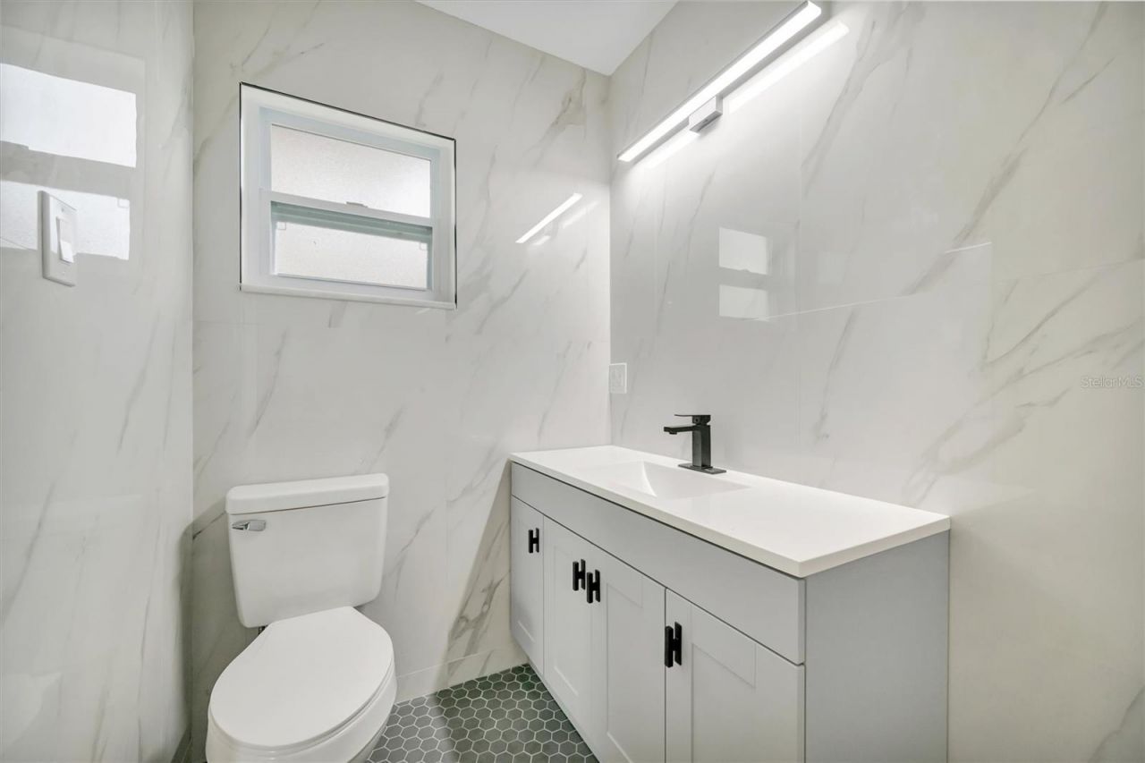 7454 Locust Street Ne, Saint Petersburg, FL 33702 Photo