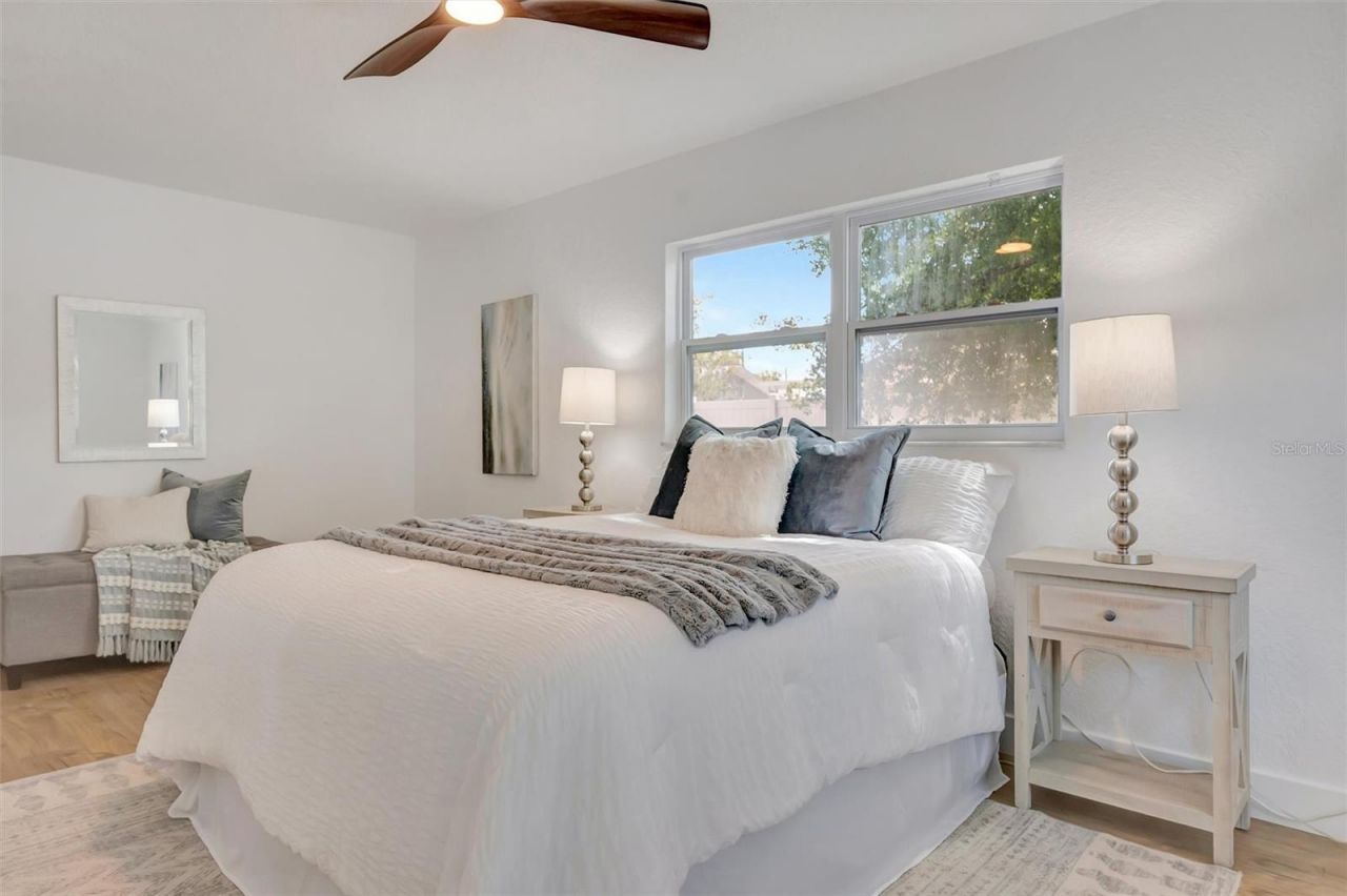 7454 Locust Street Ne, Saint Petersburg, FL 33702 Photo
