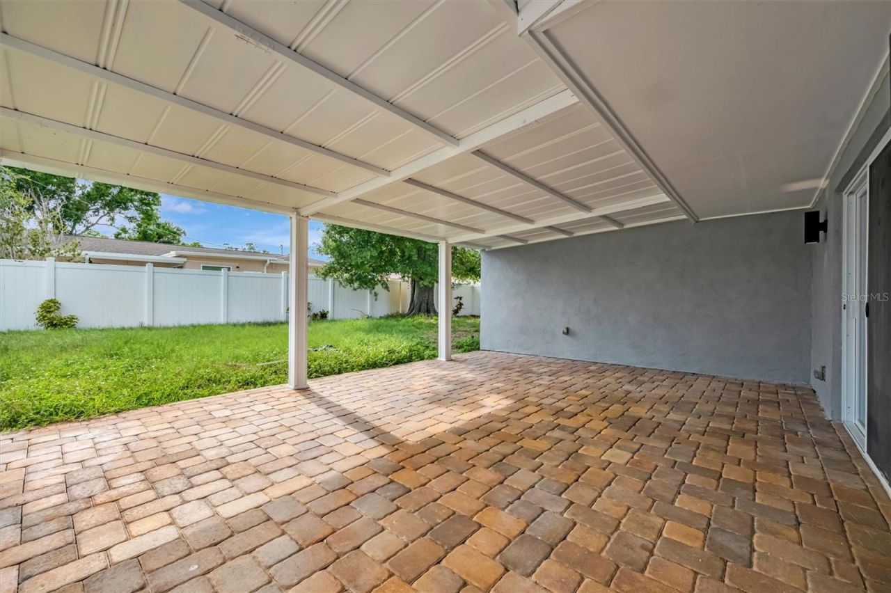 7454 Locust Street Ne, Saint Petersburg, FL 33702 Photo