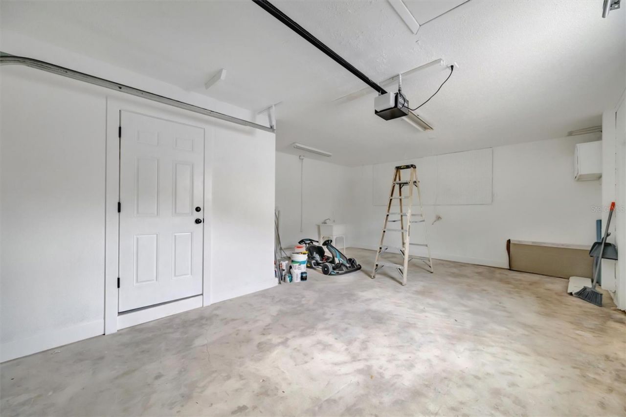 7454 Locust Street Ne, Saint Petersburg, FL 33702 Photo