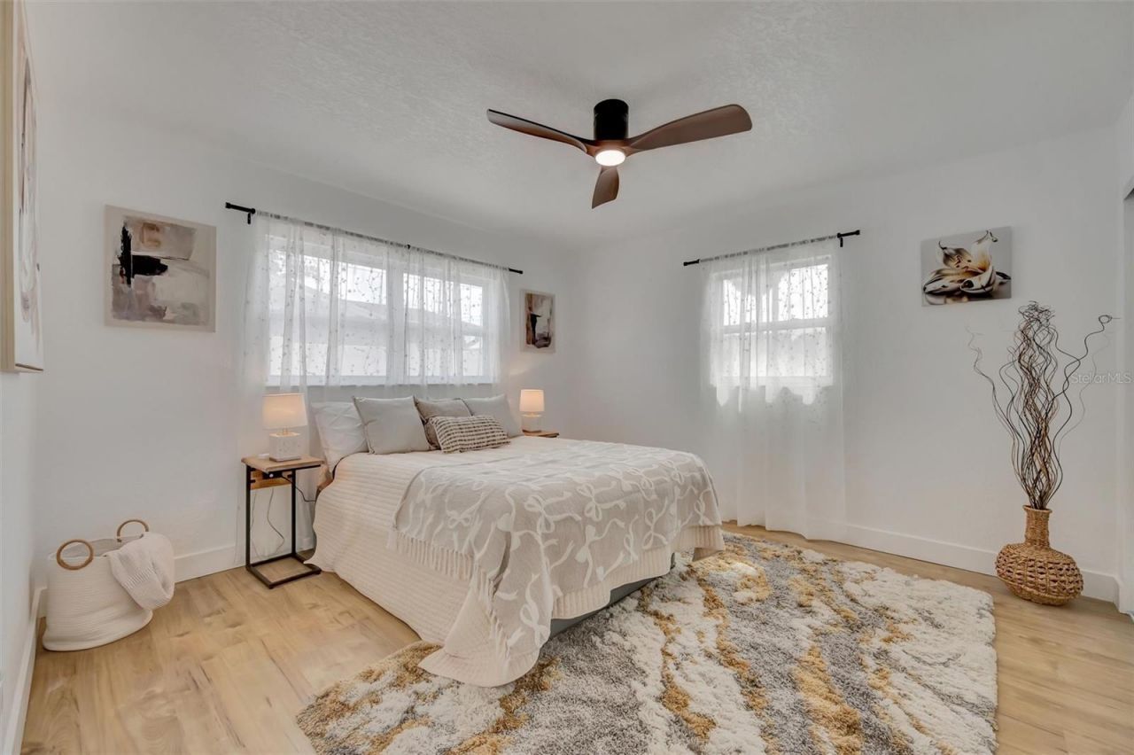 7454 Locust Street Ne, Saint Petersburg, FL 33702 Photo