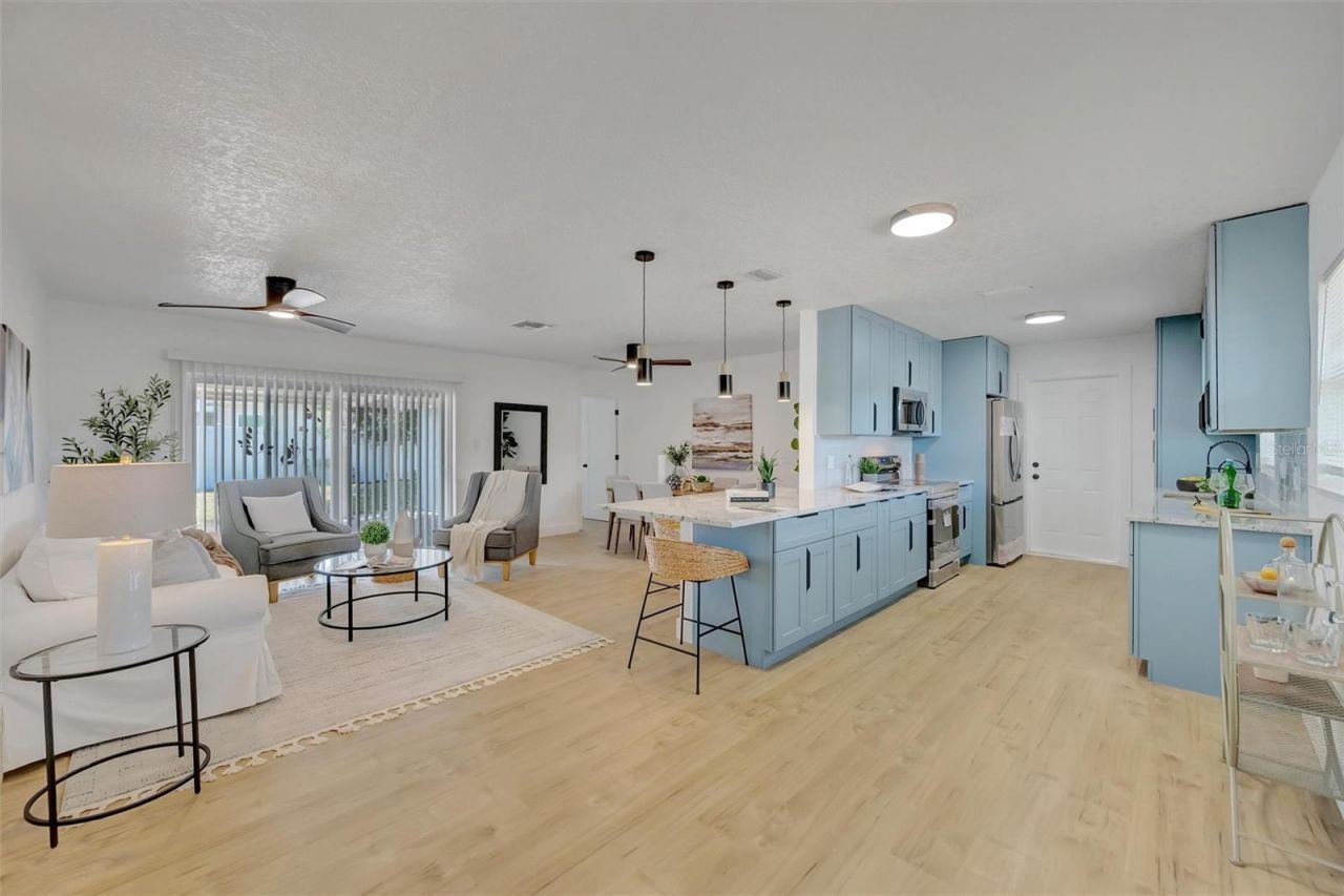7454 Locust Street Ne, Saint Petersburg, FL 33702 Photo