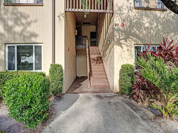 625 N KEENE ROAD, Unit B, CLEARWATER, FL 33755