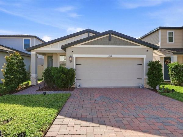 1912 CARNOSTIE ROAD, WINTER HAVEN, FL 33884
