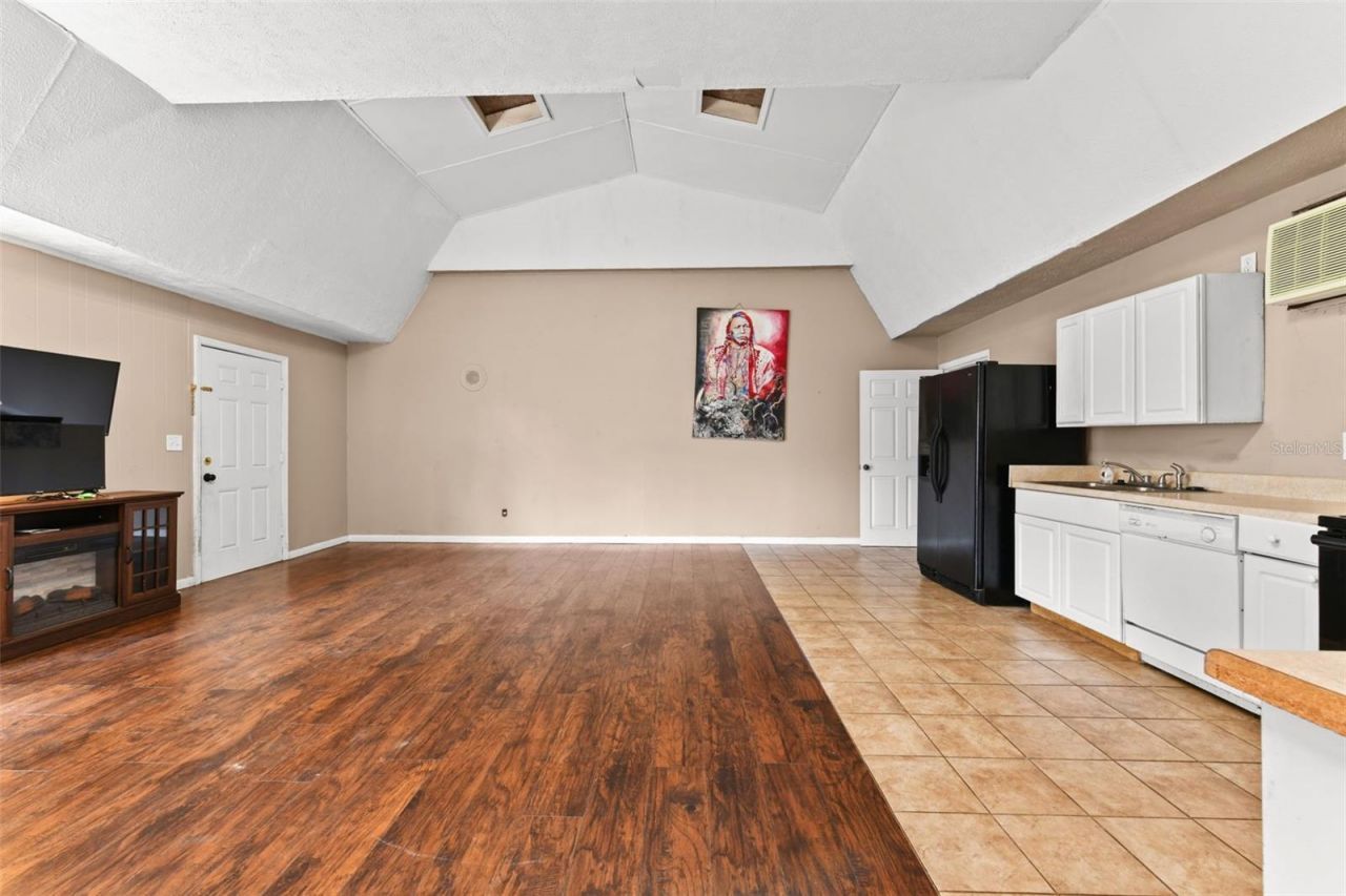 2036 Lake View Avenue , Chuluota, FL 32766 Photo